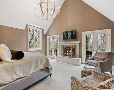 285 W Westminster Avenue - Photo Thumbnail 20