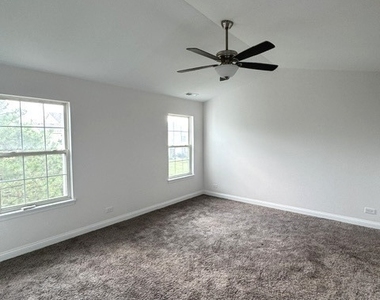 2479 Frost Drive - Photo Thumbnail 14