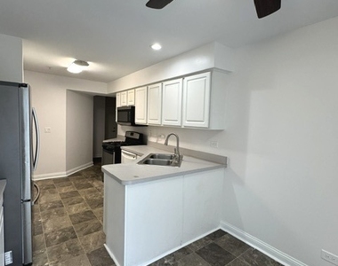 2479 Frost Drive - Photo Thumbnail 4