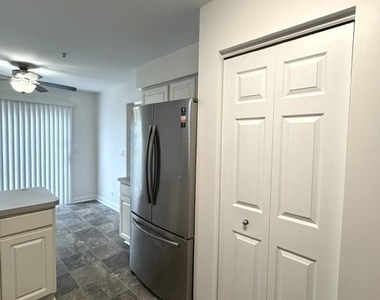 2479 Frost Drive - Photo Thumbnail 6