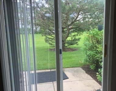 2479 Frost Drive - Photo Thumbnail 7