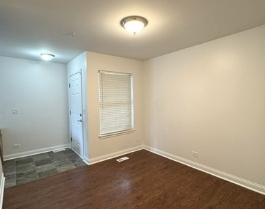 2479 Frost Drive - Photo Thumbnail 10