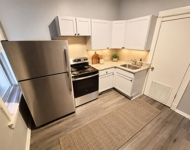 6622 S Saint Lawrence Avenue - Photo Thumbnail 9
