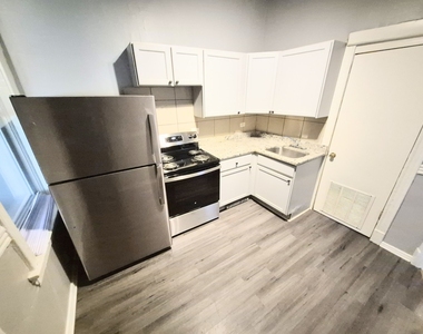 6622 S Saint Lawrence Avenue - Photo Thumbnail 6