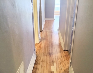 6622 S Saint Lawrence Avenue - Photo Thumbnail 4