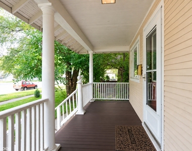 656 Bluff City Boulevard - Photo Thumbnail 2