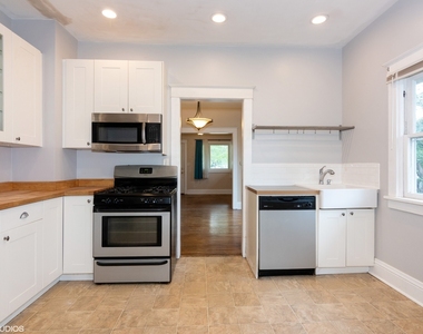 656 Bluff City Boulevard - Photo Thumbnail 9