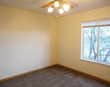 14029 S Lakeridge Drive - Photo Thumbnail 9