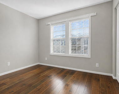 356 Ogden Falls Boulevard - Photo Thumbnail 2