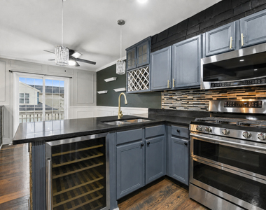 356 Ogden Falls Boulevard - Photo Thumbnail 5