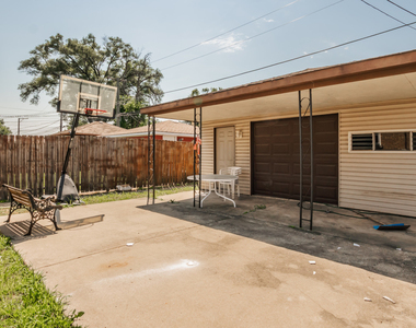 3719 W 81st Place - Photo Thumbnail 4