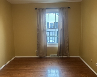 1284 Prairie Avenue - Photo Thumbnail 14