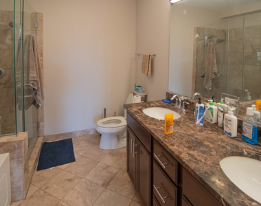 4950 N Western Avenue - Photo Thumbnail 6