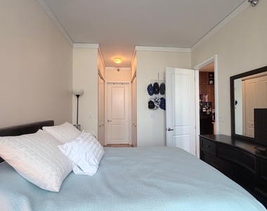 170 W Polk Street - Photo Thumbnail 8