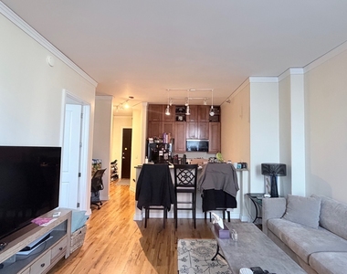 170 W Polk Street - Photo Thumbnail 4