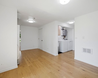 1624 W Weathersfield Way - Photo Thumbnail 29