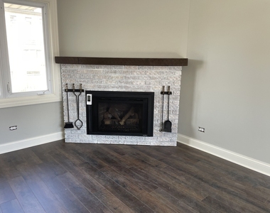 129 W Quincy Street - Photo Thumbnail 2