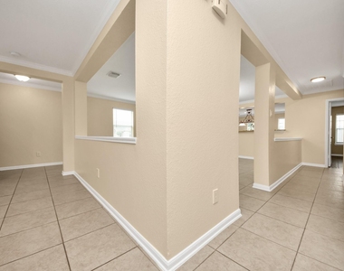 3815 Pebble Garden Lane - Photo Thumbnail 11