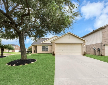 3815 Pebble Garden Lane - Photo Thumbnail 1