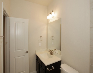 15 Sawbridge Circle - Photo Thumbnail 16