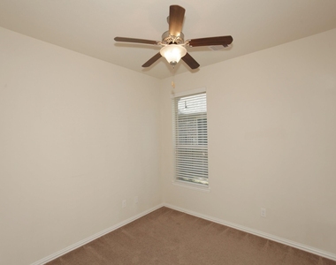 15 Sawbridge Circle - Photo Thumbnail 18