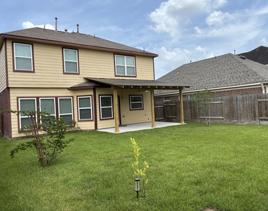 2588 Hallmark Oak Street - Photo Thumbnail 6