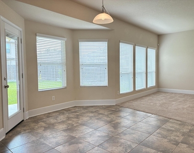 2588 Hallmark Oak Street - Photo Thumbnail 1