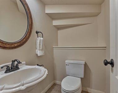 6615 Haughton Drive - Photo Thumbnail 11
