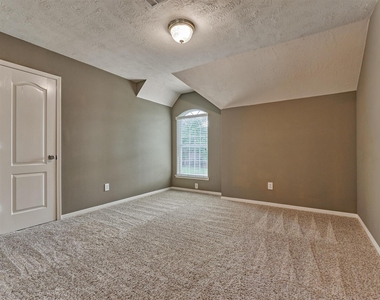 6615 Haughton Drive - Photo Thumbnail 34