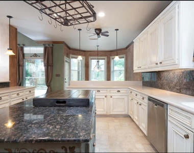 17422 Palisander Court - Photo Thumbnail 12