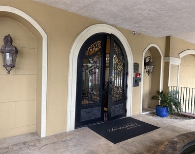1711 Old Spanish Trail - Photo Thumbnail 2