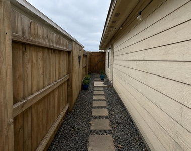 20910 Zuccala Drive - Photo Thumbnail 16