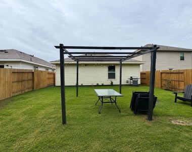 20910 Zuccala Drive - Photo Thumbnail 17