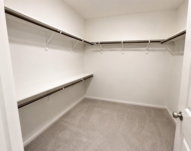 20910 Zuccala Drive - Photo Thumbnail 10