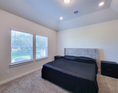 17105 White Acer Way - Photo Thumbnail 23