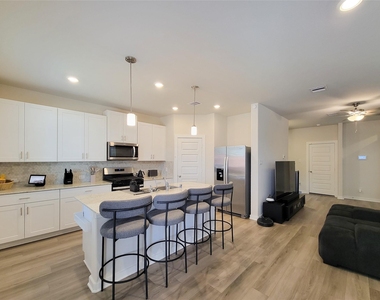 17105 White Acer Way - Photo Thumbnail 12