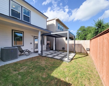 17105 White Acer Way - Photo Thumbnail 25