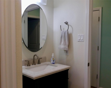 58 Lakeside Drive - Photo Thumbnail 18