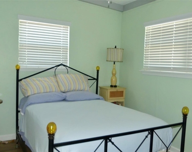 58 Lakeside Drive - Photo Thumbnail 14