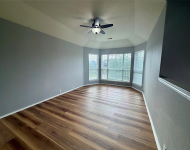 30430 Legacy Pine Drive - Photo Thumbnail 24