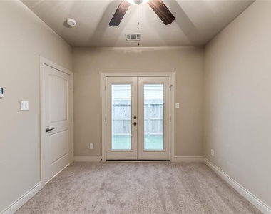 1614 Parker Street - Photo Thumbnail 6