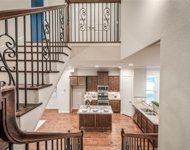 1614 Parker Street - Photo Thumbnail 14