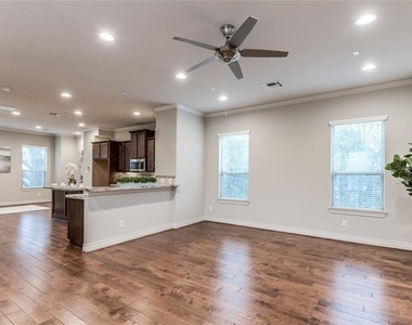 1614 Parker Street - Photo Thumbnail 15