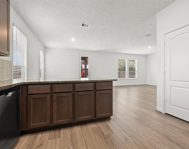 6107 Topaz Pines Trail - Photo Thumbnail 15