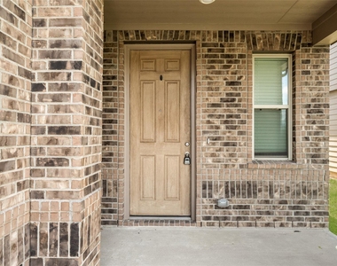 6107 Topaz Pines Trail - Photo Thumbnail 2
