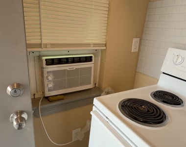 6303 Scotchwood Drive - Photo Thumbnail 5