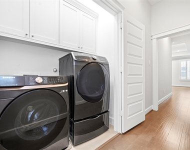 4208 Koehler Street - Photo Thumbnail 27