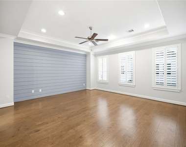 4208 Koehler Street - Photo Thumbnail 16