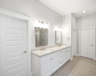 4208 Koehler Street - Photo Thumbnail 18