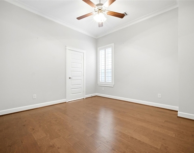 4208 Koehler Street - Photo Thumbnail 23